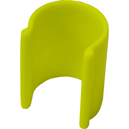 Locking clip for corner pole